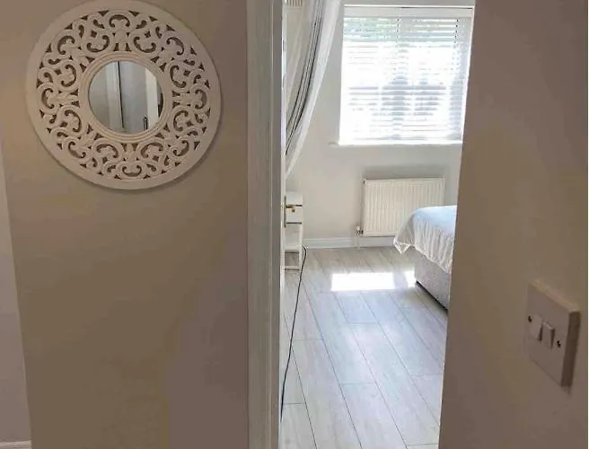 Three Bedroom Town Centre * Letterkenny